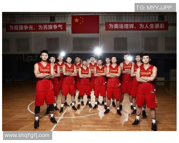 中国男篮红队迎战伊朗队力争在国际赛场上再创辉煌